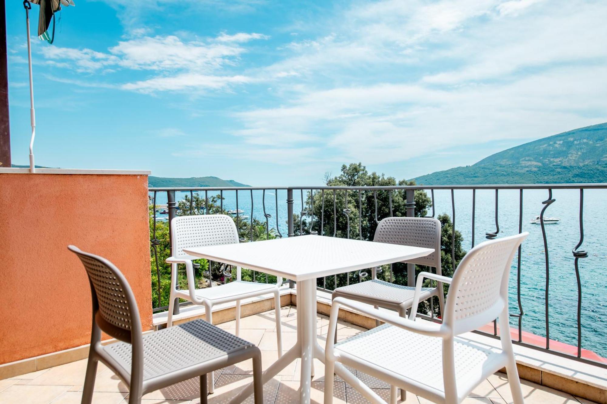 Boka Apartment 1 Herceg Novi Ngoại thất bức ảnh